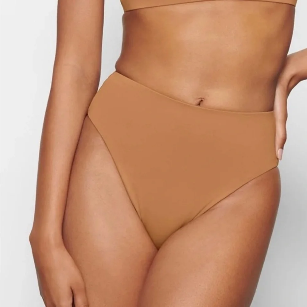 SKIMS SIGNATURE SWIM MID COVERAGE BOTTOMS SIZE XL